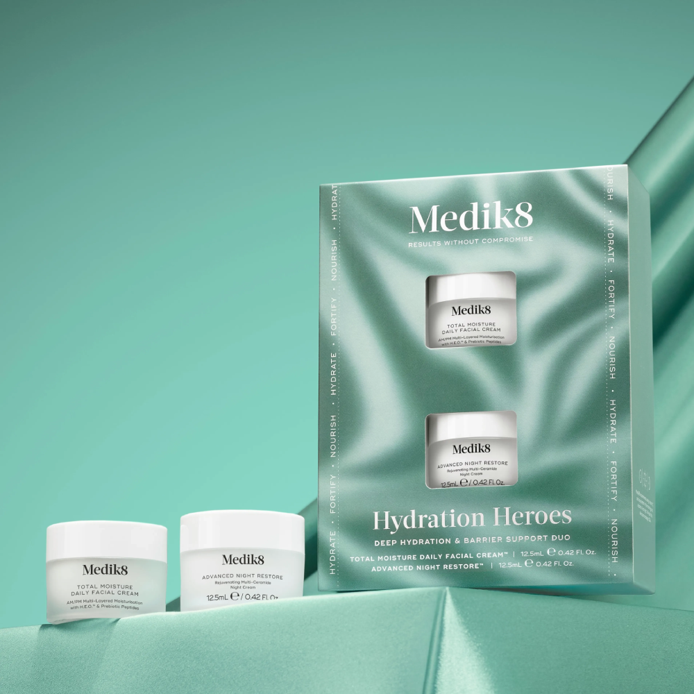 MEDIK8 Hydration Heroes - Набір тревел-версій бестселерних кремів для глибокого зволоження та підтримки захисного бар’єра шкіри - фото №1 MEDIK8 Hydration Heroes - Набір тревел-версій бестселерних кремів для глибокого зволоження та підтримки захисного бар’єра шкіри - фото №1